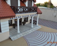Zajazd Złota Podkowa 04